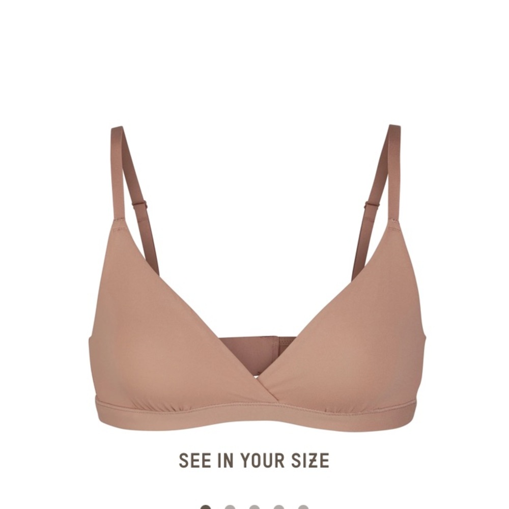 SKIMS Fits Everybody Triangle Bralette